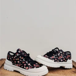 IDEAL SHOES Baskets Liberty