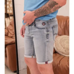 BENSON & CHERRY Bermuda Barcelona 7 BENSON & CHERRY Bermuda Barcelona -Only & Sons shop barcelona deep blue benson cherry 2